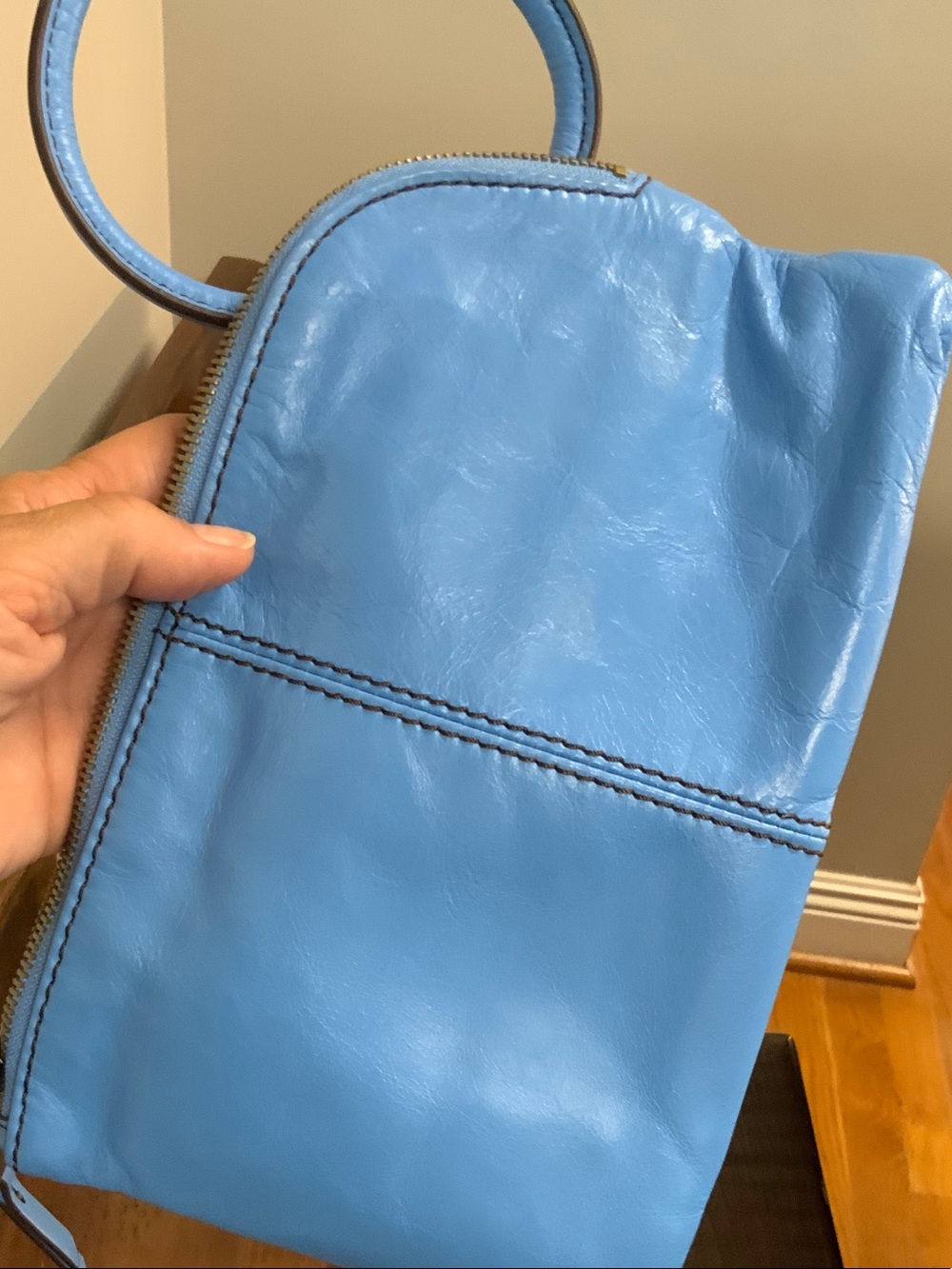 HOBO Sky Blue Leather Wristlet with Circular Handle - Picture 4 of 4
